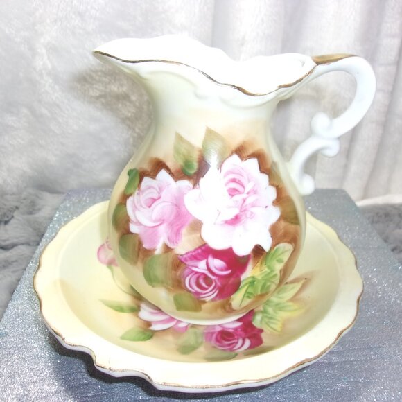 H-266 CHADWICK PORCELAIN DECORATIVE PITCHER AND BASIN - Picture 2 of 15